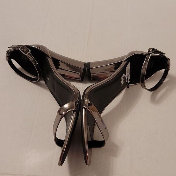 BRAND NEW MADDEN GIRL POINTED TOE SANDAL - Picture 12 of 16